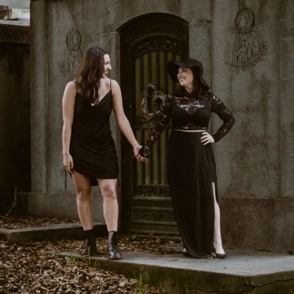 Meet your Posher, Lacey - Picture 2 of 4